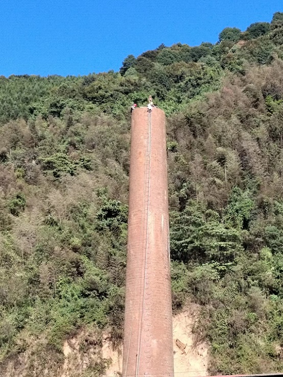 煙囪拆除公司:專業(yè)團(tuán)隊,技術(shù)領(lǐng)先,價格透明